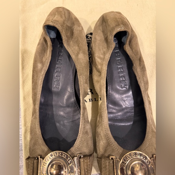 Burberry flats - Picture 4 of 7